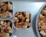 Foto langkah ke 4 dari resep Bread Pudding.