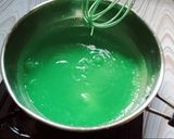Gambar langkah 9 resipi Roti Jala Pandan & Sos Pandan.