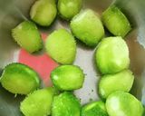 A picture of step 1 of Kakrol Dry Sabji.