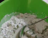 Foto langkah ke 3 dari resep Peyek Kacang Tepung Ketan.