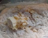Foto del paso 2 de la receta: Pancitos de Manteca Saborizados