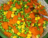 Tejszínes pulykamell zöldségekkel🥕🥦 recept fázis 2 fotója