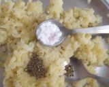 A picture of step 2 of Potato brown recipe.