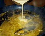 Foto del paso 7 de la receta: Sopa de mejillones al azafrán