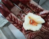 A picture of step 5 of Suji ke gulabjamun.