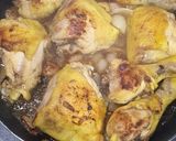 Foto del paso 3 de la receta: Pollo con peras de San Juan