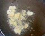 A picture of step 5 of Instant Vegetable Noodle soup.
