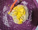 Foto langkah ke 2 dari resep Kue Bawang Gunting.