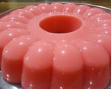 Foto langkah ke 4 dari resep Silky pudding strawberry.