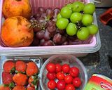 Foto langkah ke 1 dari resep Asinan Buah Kuah Jus Cranberry Mix Kalamansi.