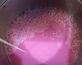 Foto langkah ke 2 dari resep Bubur Sumsum Pink.