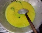 Foto langkah ke 4 dari resep Sayur Daun Singkong Masak Santan.