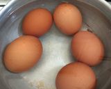 Foto langkah ke 1 dari resep Telur Lada Hitam Keto.