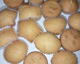 A picture of step 3 of Vanilla cupcakes.
