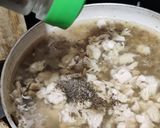 A picture of step 4 of Chicken Hareesa.