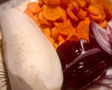 Une image de l'étape 1 de Soupe aux légumes d’hiver.