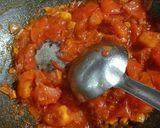 A picture of step 3 of Pizza Sauce.