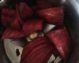 A picture of step 1 of Beetroot Easy sarbat.