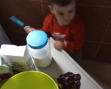 Foto del paso 1 de la receta: Bizcocho de chocolate esponjoso y sin levadura