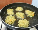 Foto langkah ke 3 dari resep Bakwan Mie.