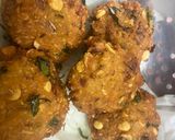 A picture of step 6 of Mutter dal vada/masala vada.