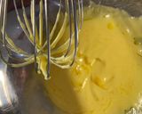 A picture of step 5 of Hollandaise.