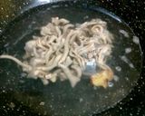 Foto langkah ke 1 dari resep Oseng Usus Tempe Mercon.