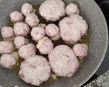 Foto del paso 3 de la receta: Filetes rusos (sin huevo 🚫🥚) en salsa de tomate casera