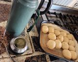 Foto del paso 4 de la receta: Pancitos rellenos para el mate💖