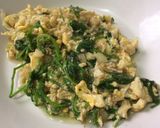 รูปขั้นตอนการทำที่ 5 ของ ยอดตำลึงผัดไข่