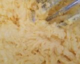 Foto langkah ke 3 dari resep Palm Cheese Edam Cookies.