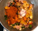 A picture of step 3 of Chettinad Restaurant style Country Chicken Curry.