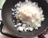 Foto del paso 4 de la receta: Arroz chino frito con huevo