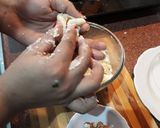 A picture of step 2 of Nutty paneer dumpling.