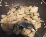 Foto del paso 2 de la receta: Pastel de calabacín y bacalao