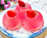 Foto langkah ke 6 dari resep Pudding Strawberry Selasih.