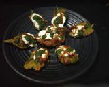 A picture of step 3 of Palak Pakoda Chaat.