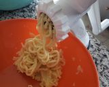 A picture of step 2 of Potato tray with meat.
