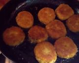 A picture of step 6 of Veg Noodles kababs.