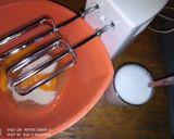Foto langkah ke 1 dari resep Putu ayu 2 telor.