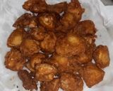 एग चीली (egg chilli recipe in marathi) रेसिपी स्टेप 3 फोटो 