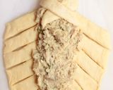 A picture of step 3 of Chicken bread.