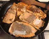 Foto del paso 4 de la receta: Guiso de verduras con salmón a la plancha