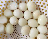 Hình bước làm 1 của món Thịt viên bọc trứng cút sốt cà chua 🍅