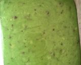 A picture of step 6 of Chocolate chip mint cake.
