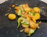 Foto langkah ke 4 dari resep Tumis Egg Tofu.