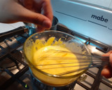 Foto del paso 6 de la receta: Camarones empanizados acompañados de una salsa holandesa
