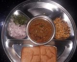 A picture of step 4 of Misal pav.