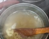 Foto del paso 2 de la receta: Sopa de tiburon con huevo duro