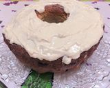 Φωτογραφία βήματος 9 της συνταγής Bundt κέικ με μύρτιλλα-σμέουρα και γλάσο λευκής σοκολάτας
